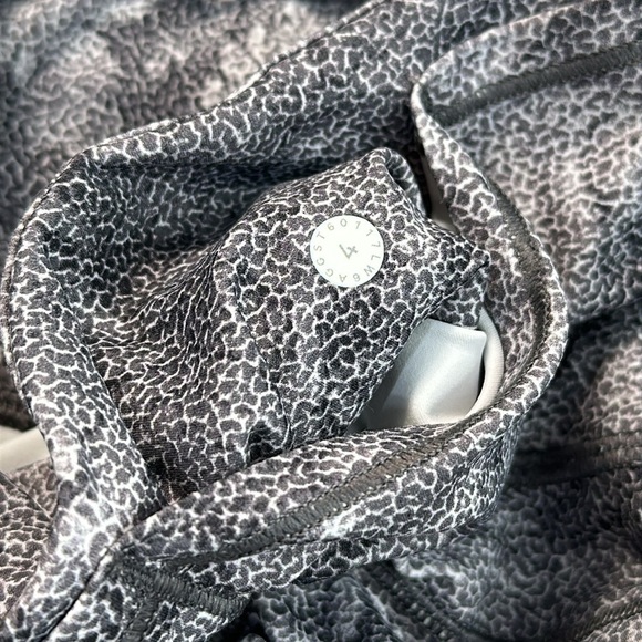 Lululemon Fast & Free Crop (19") Kindred Spirit Alpine White Multi - Picture 5 of 6